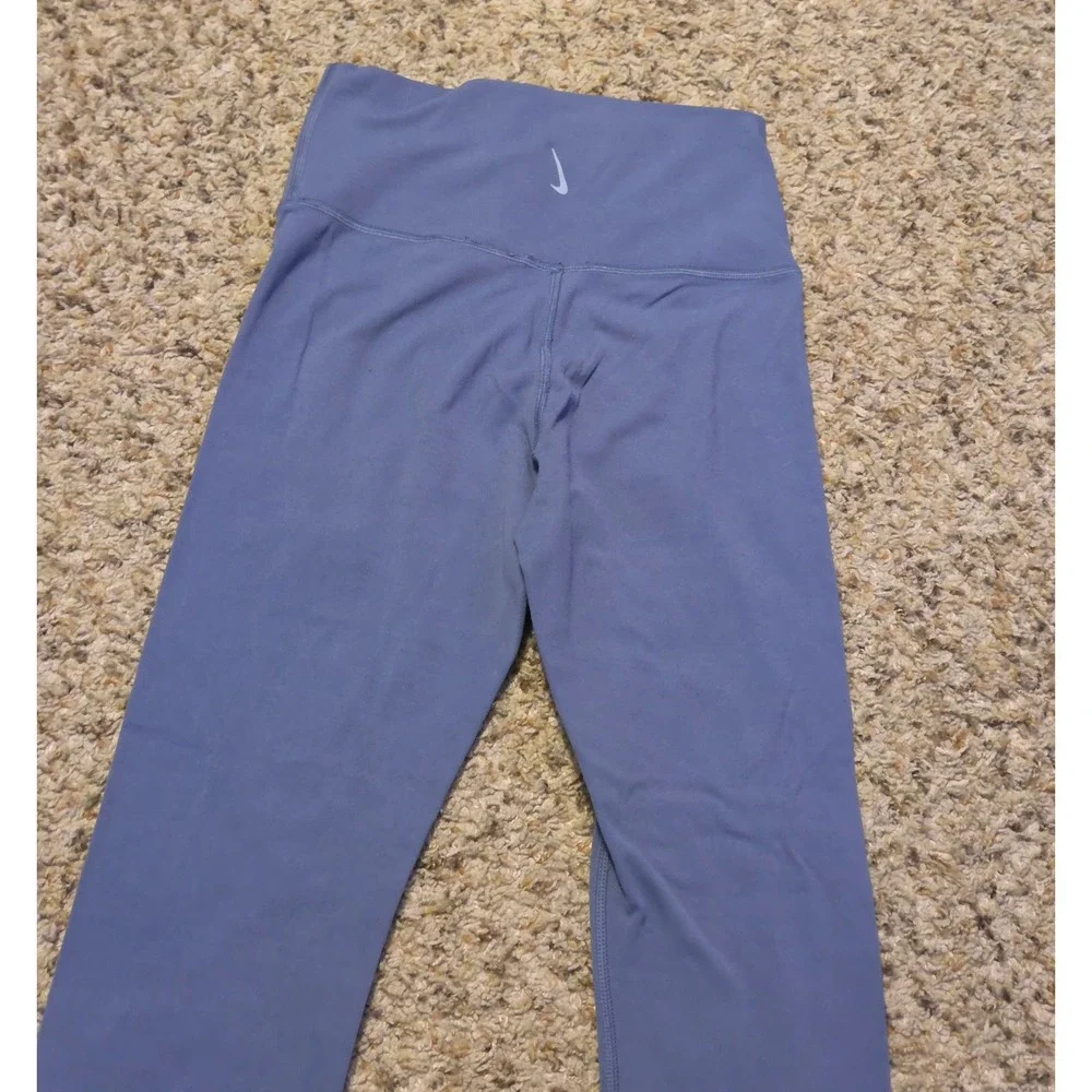 Nike Dri-Fit‎ Soft Athletic Leggings Women's Size Small Blue Inside Pocket